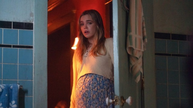 Click to watch 'Chapter One: Spirit Week...' (popup) Pretty Little Liars Original Sin
